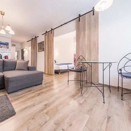 Sandra Apartment Close To Chain Bridge Budapest Esterno foto